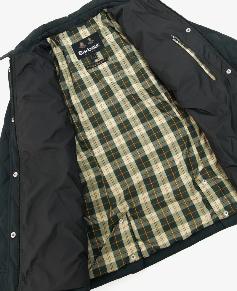 Barbour Belted Defence Quilt - Black-4